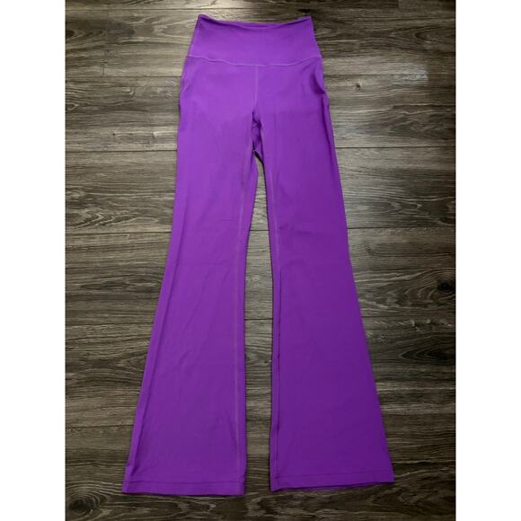 Lululemon Groove Super-High-Rise Flared Pant *Nulu Moonlit Magenta size 4 - Picture 1 of 9